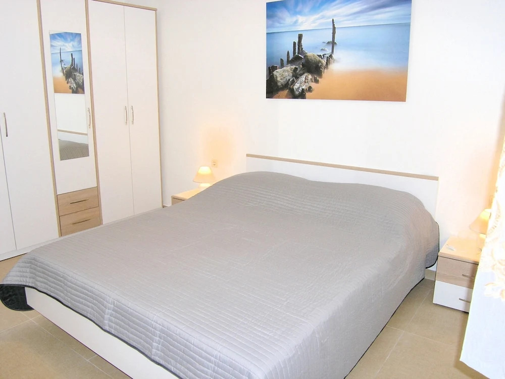 Apartment Goran