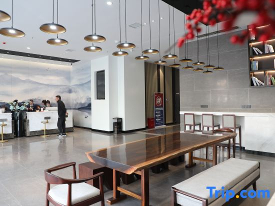 Zhoukou Baisheng International Hotel
