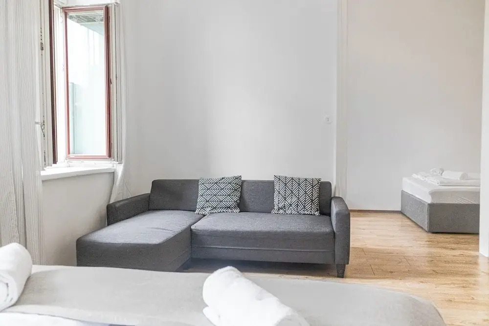 Stylish Modern 2BR Near Vienna AKH