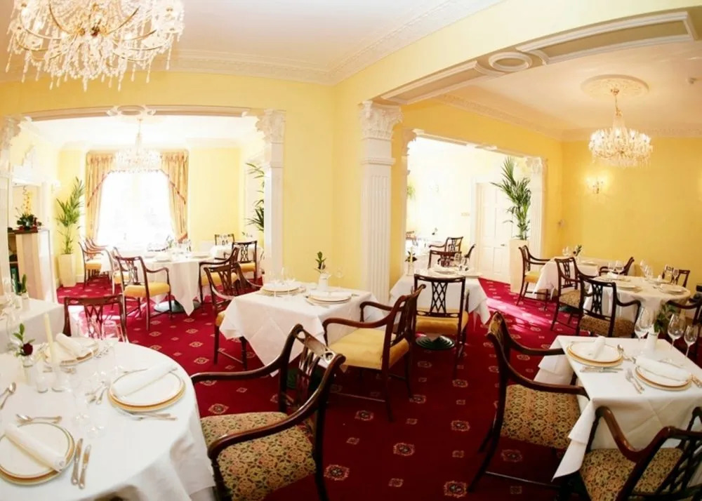 Grand Hotel