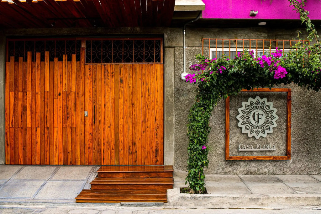 Casa Flora Handmade Hotel