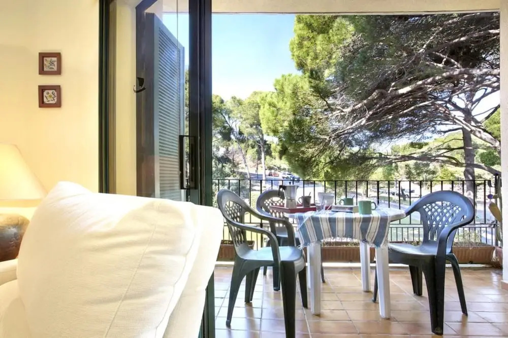 Apartment - 3 Bedrooms - 104673