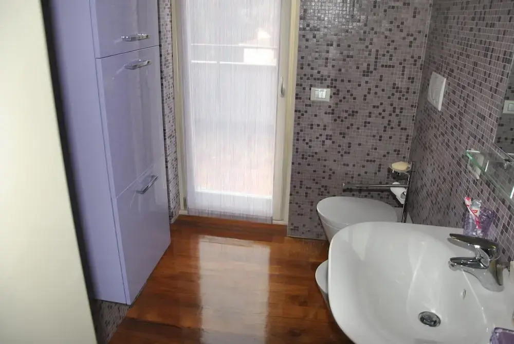 Terrace Lake View apt in Stresa With Lake View
