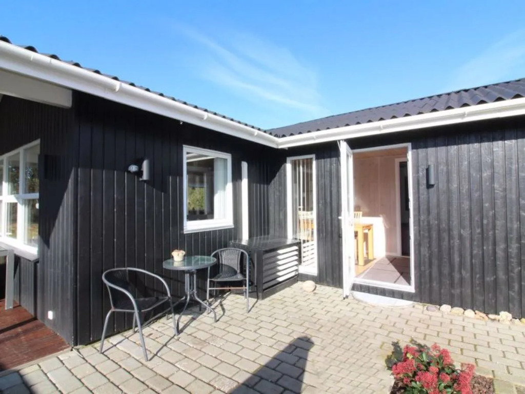 "Toni" - 650m from the sea in NW Jutland