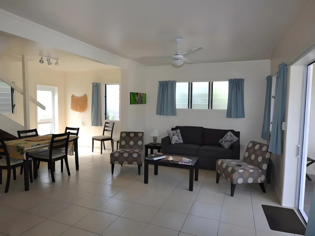 Coral Sands Apartments