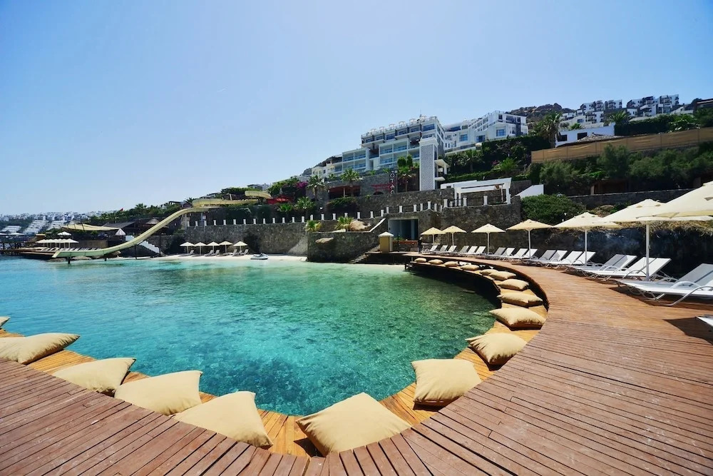 The Qasr Family Halal Resort Suite & Spa - All Inclusive