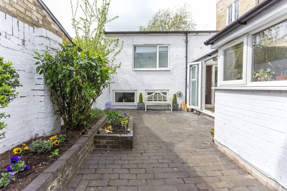 The Studio at The Coopers Arms - Sleeps 4