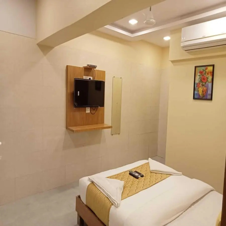 Hotel New Sarah Inn, Andheri West