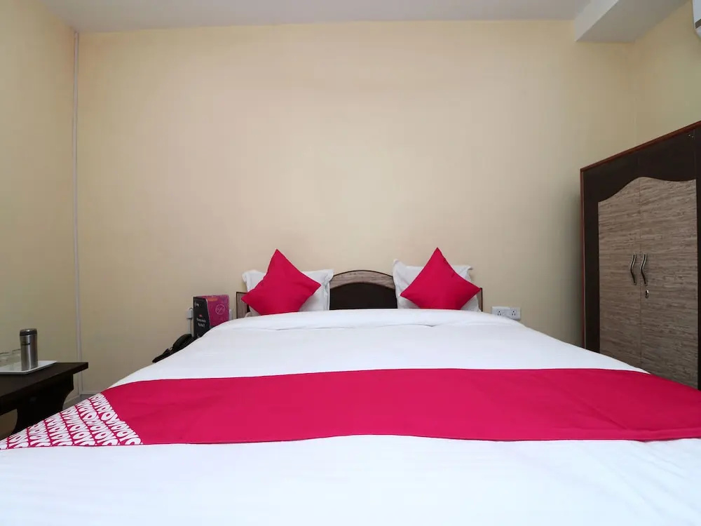 OYO 15355 Govind Guest House