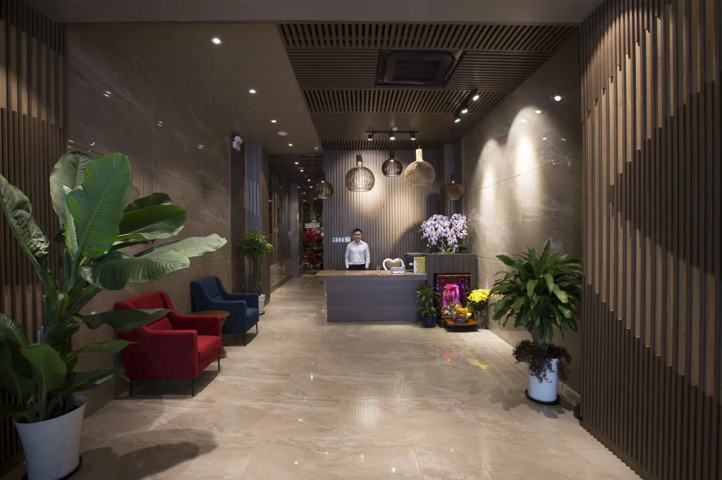 Sunflower Luxury Hotel