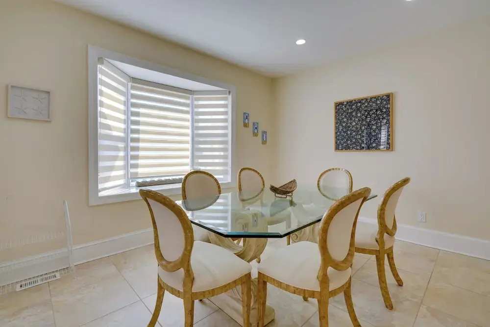 Steps to Boardwalk: Group Getaway in Ventnor City