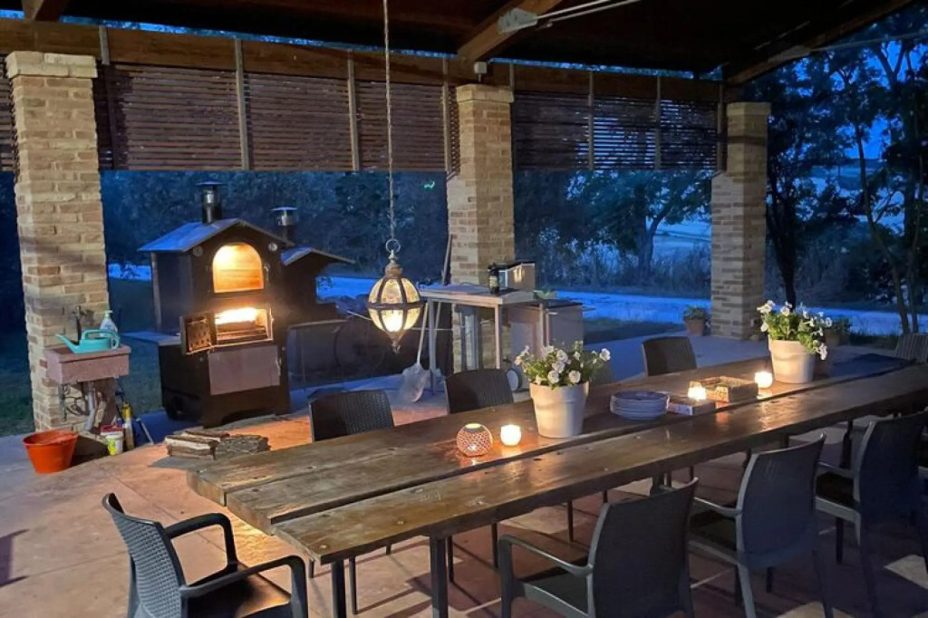 Scenic apartment in Belvedere Ostrense with private pool