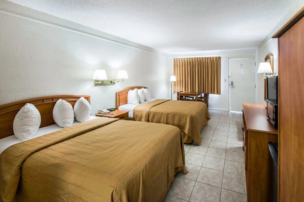 Rodeway Inn