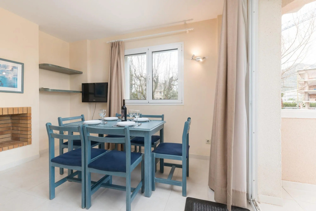 ORO DEL MAR IV Apartamento 02 - Apartment near the beach and with shared pool Free WiFi