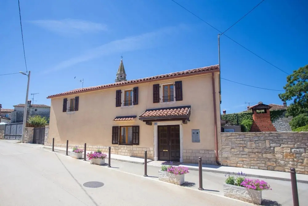 Villa Maria
