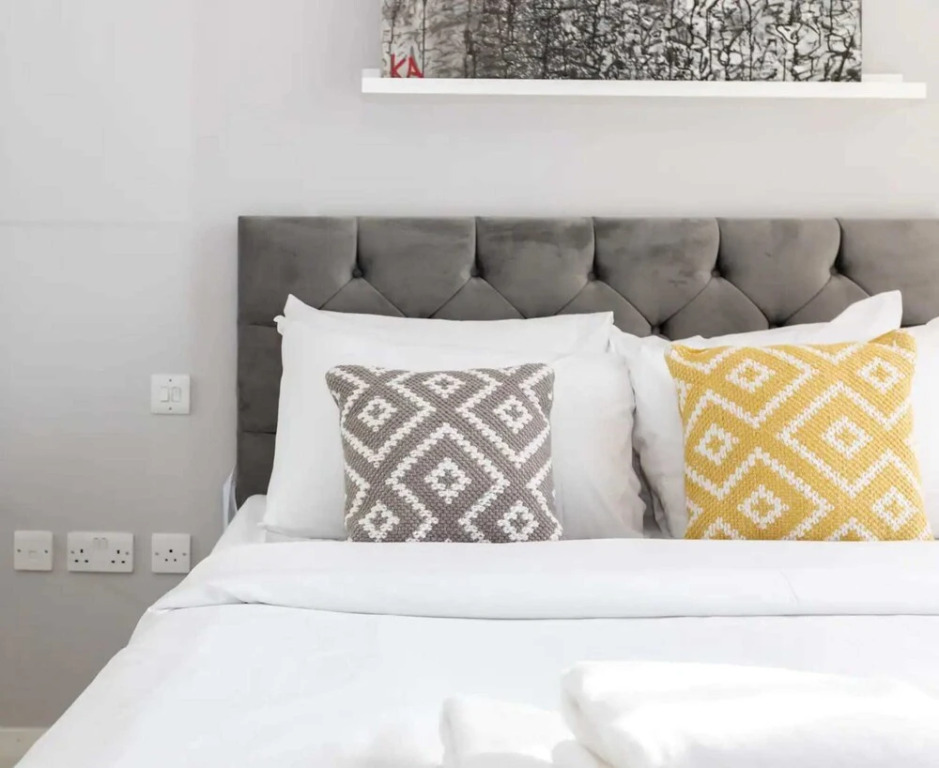 Bright 1 Bedroom Apartment in Elephant and Castle