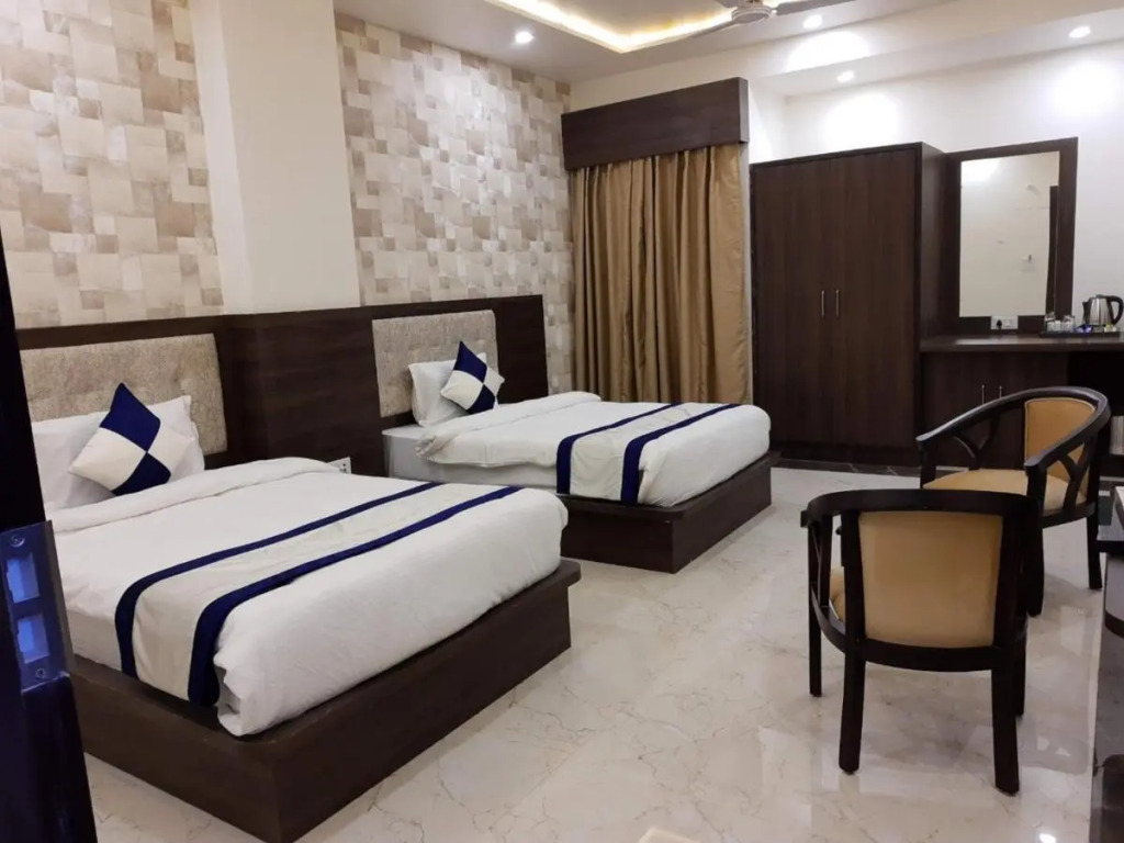 Hotel Jmd World Sarover