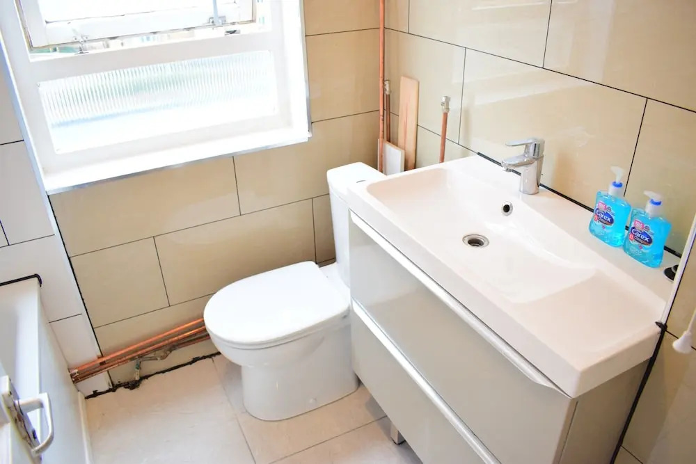 3 Bedroom Shadwell Flat