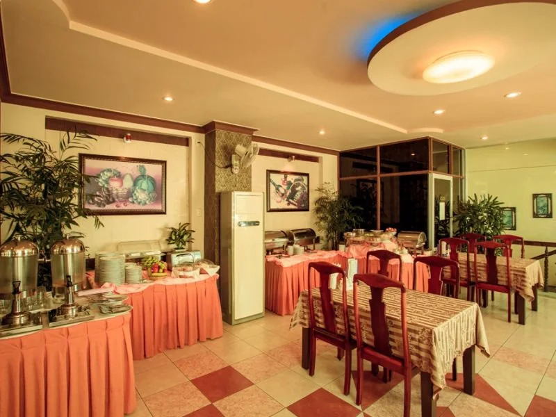 Oriole Hotel & Spa