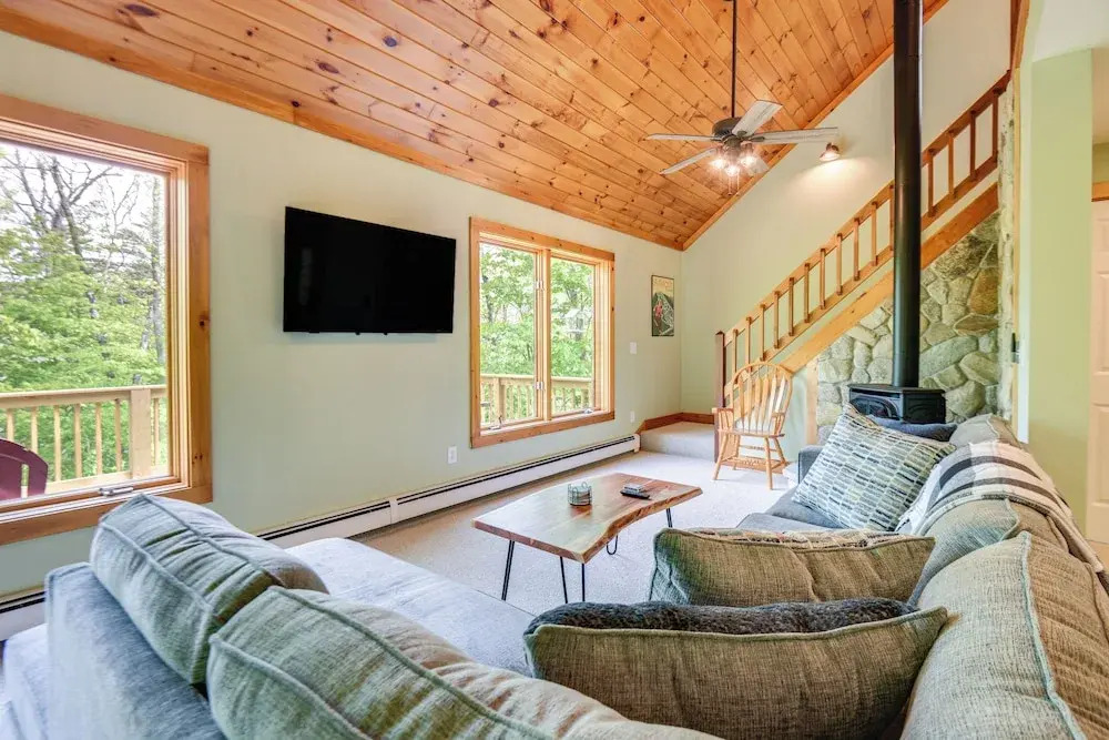 Peaceful Conway Home w/ Fire Pit & Grill