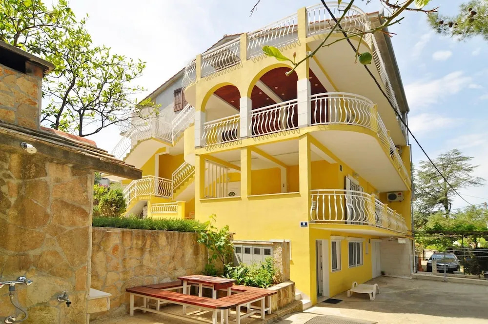 Apartment Steli