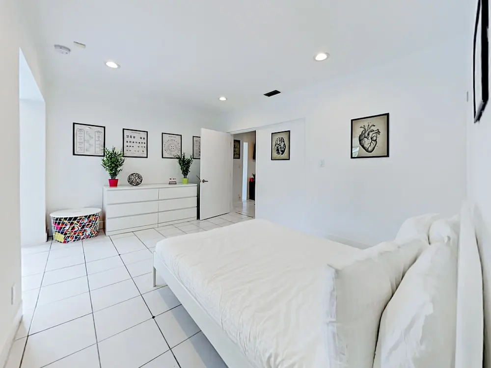 232 NW 23 Street Townhouse Entire House 4 Bedrooms 4 Bathrooms Townhou