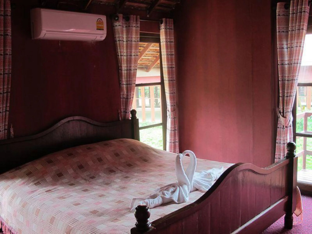 Chiangmai Royal Creek Hotel