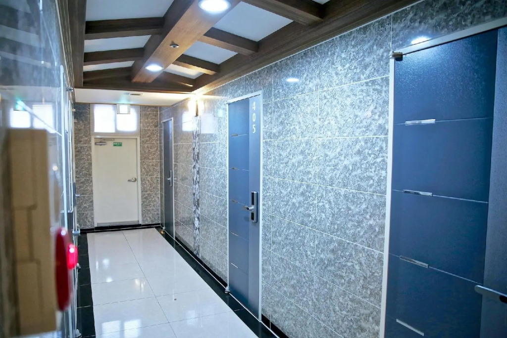 Tomo Residence