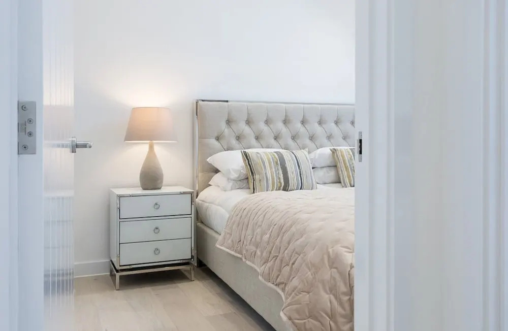 Modern, Brand New Townhouse in Bath