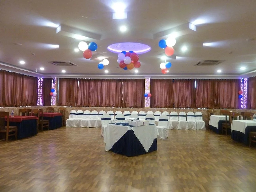 Hotel Thames International