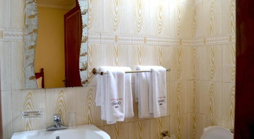 Maries Royale Hotel