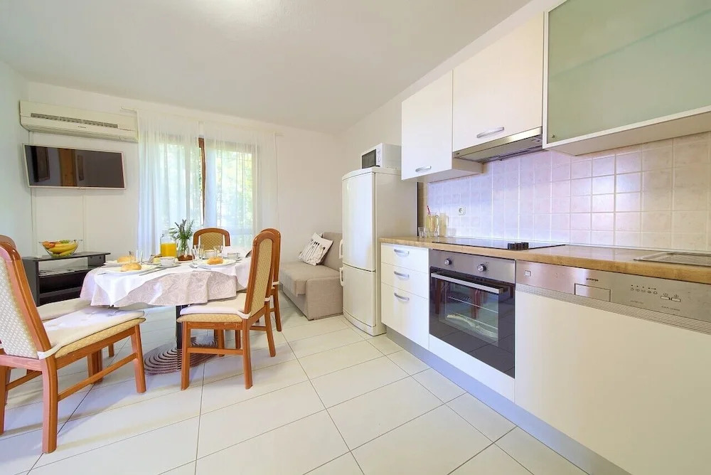 Apartments Loncar