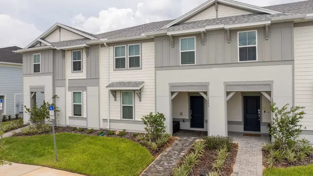 Upstay Family Fun 5BR Retreat w Pool & Games Room