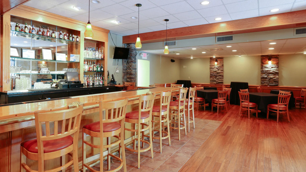 Meadowbrook Inn