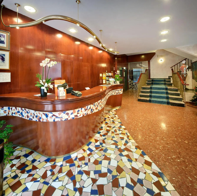 Hotel Gaudi