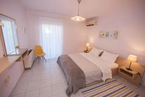 Apartments Vravrona