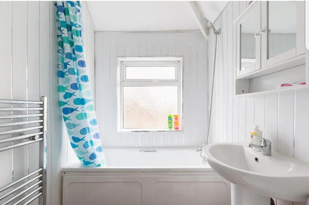 Monyhull Homestay - near City centre Kingsheath NIA NEC BHX