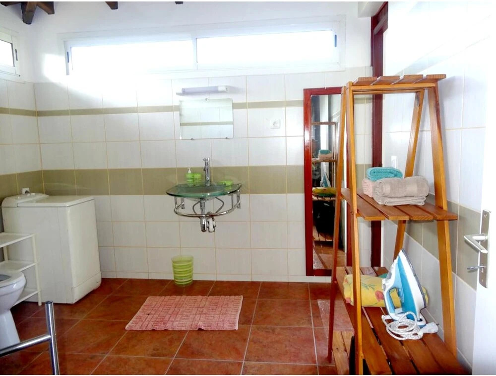 House With 3 Bedrooms in Anse-bertrand, With Enclosed Garden and Wifi