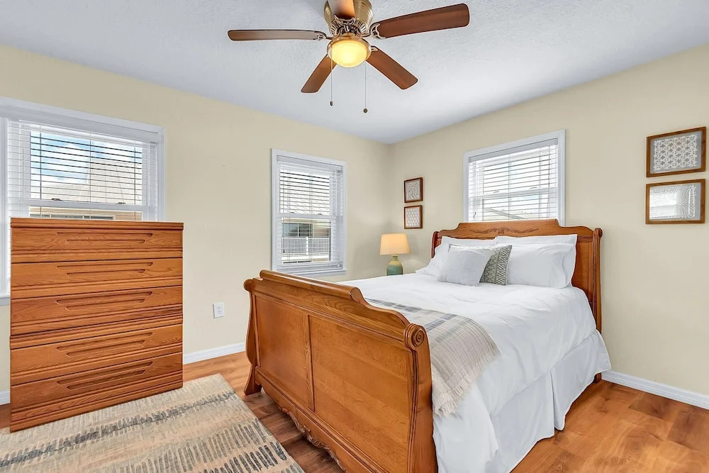 Bayview Villas 101