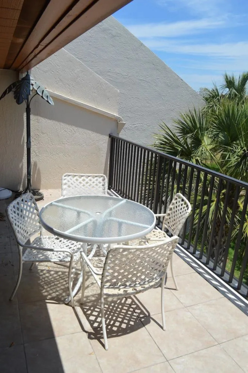 Cove II 832F 2 Bedroom Condo By Midnight Cove II