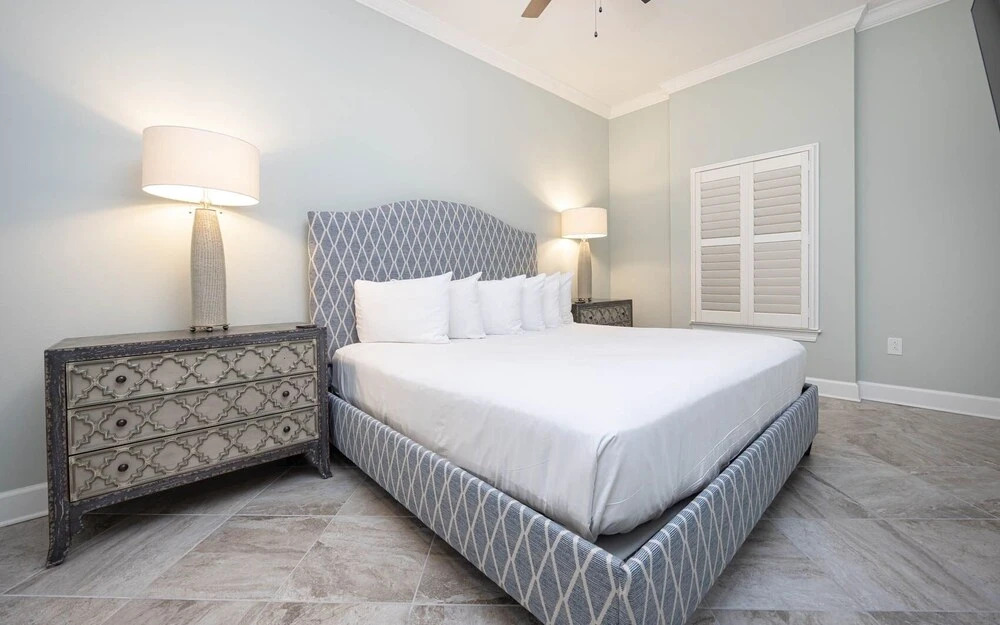Phoenix Gulf Towers 1102 2 Bedroom Condo