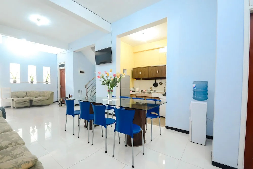 Airy Eco Syariah Sukomanunggal Darmo Permai Timur Dua 72 Surabaya