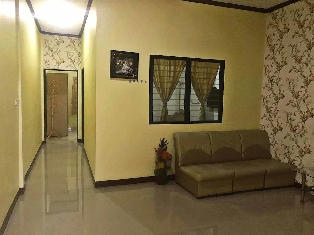 Golden Homes Resort