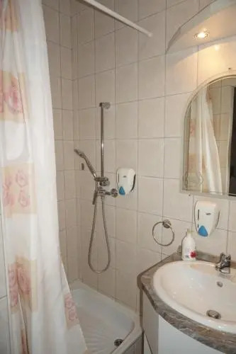 Hotel Ajka Üzletház Panzió Ajka