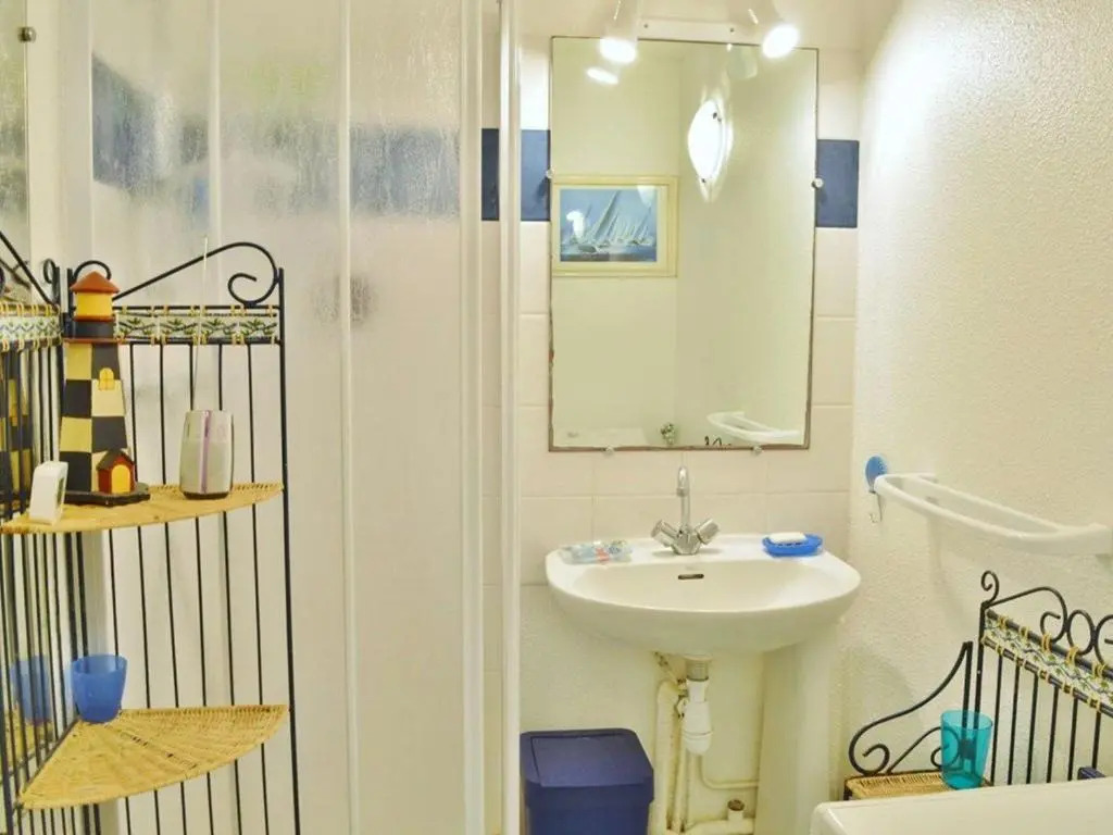 Appartement Le Lavandou, 2 pièces, 4 personnes - FR-1-251-227