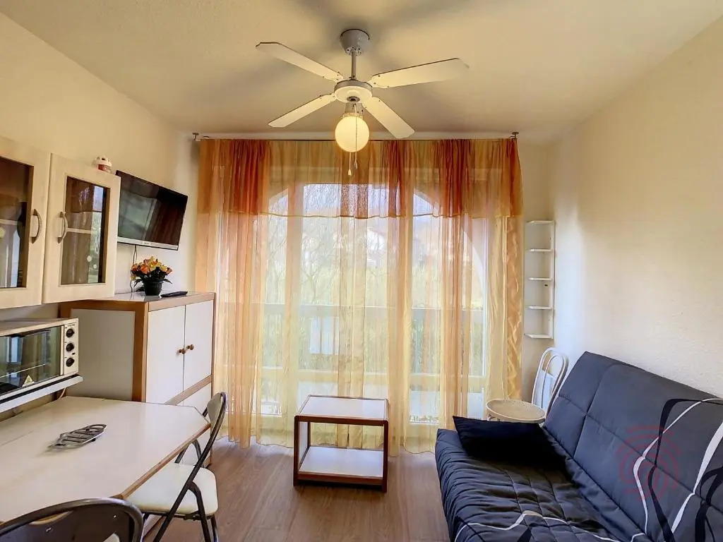 Appartement Lamalou-les-Bains, 1 pièce, 2 personnes - FR-1-451-76