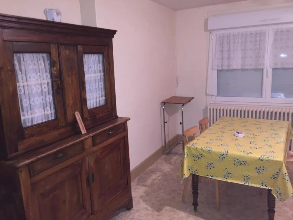 Appartement Mont-Dore, 2 pièces, 4 personnes - FR-1-415-28
