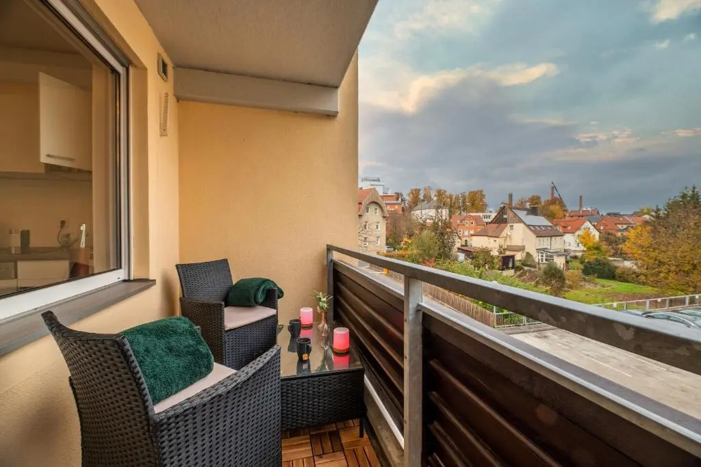 Exklusiv & Zentral: 1-Zi. Apartment mit Balkon Stellplatz