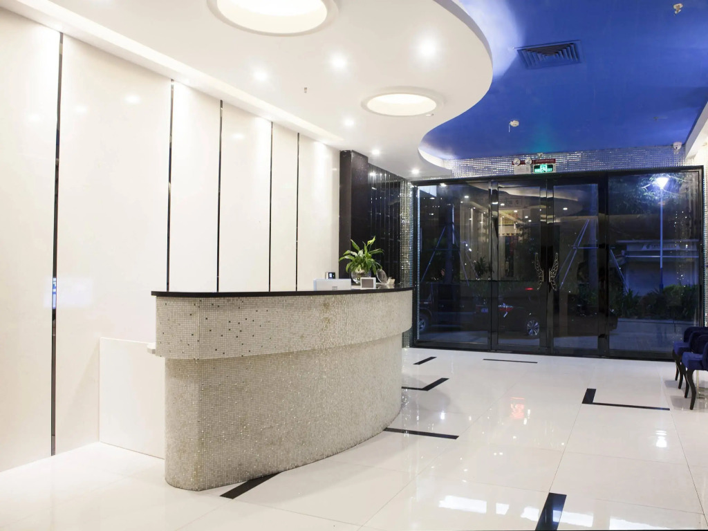 Moon Theme Hotel