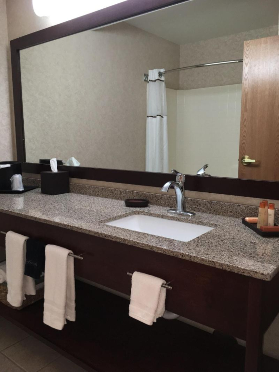 Boothill Inn and Suites